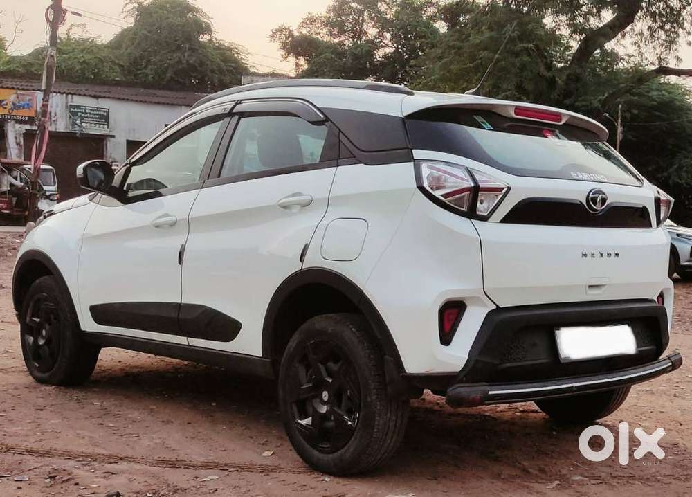 Tata Nexon 1.5 Revotorq Xm (s), 2022, Diesel