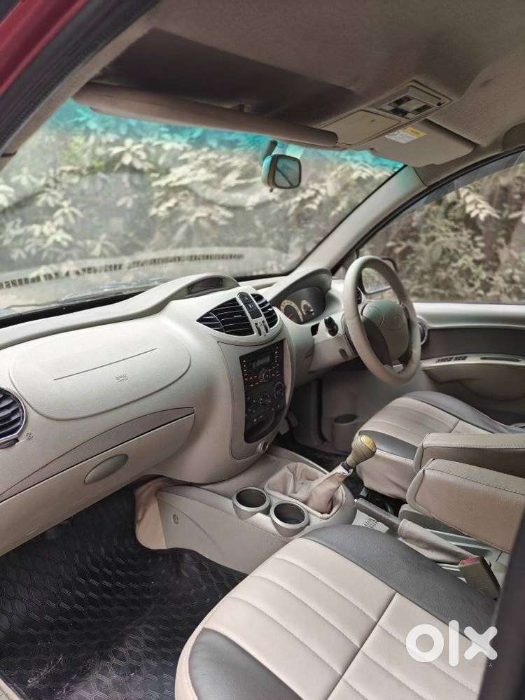 Mahindra Quanto C8, 2012, Diesel