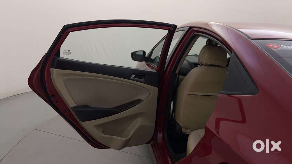 Hyundai Verna Fluidic 1.6 Vtvt Sx, 2016, Petrol