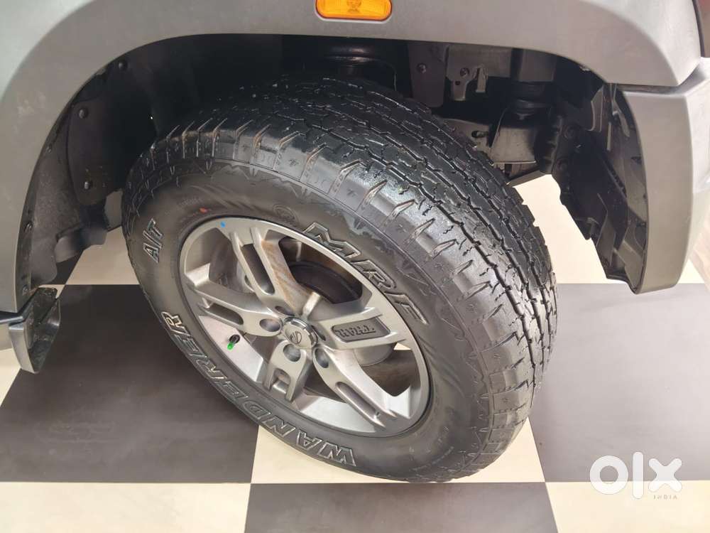 Mahindra Thar Lx 4-str Hard Top At, 2022, Petrol
