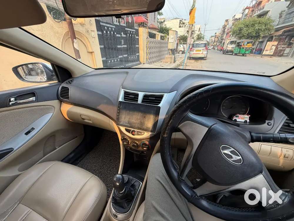 Hyundai Verna 2012 Diesel 129000 Km Driven