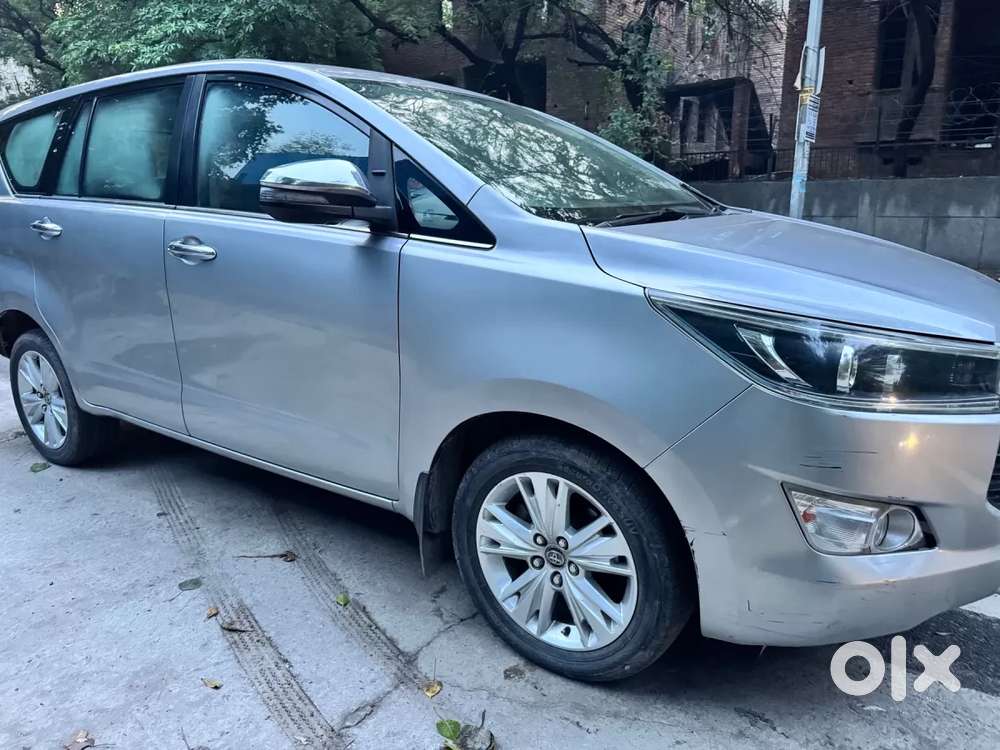 Toyota Innova Crysta 2.8 Zx At 7 Seater, 2018, Diesel