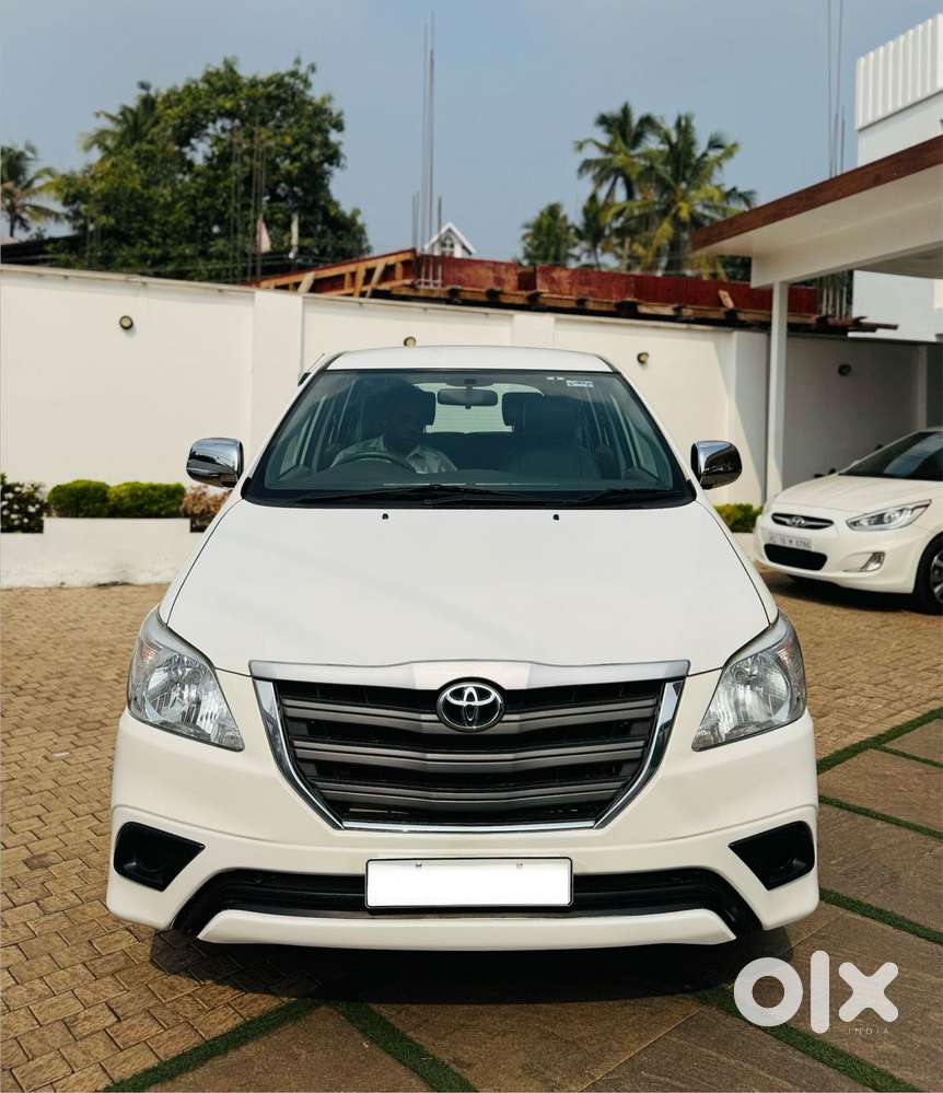 Toyota Innova 2.0 Gx 8 Seater, 2015, Diesel