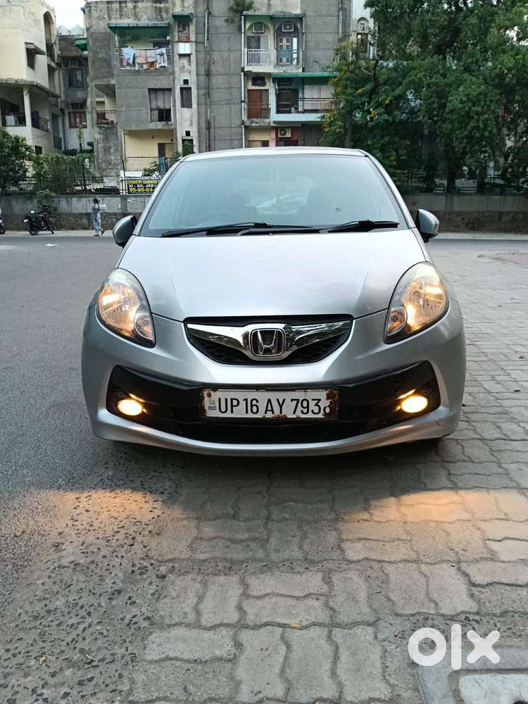 Honda Brio V Mt, 2014, Petrol