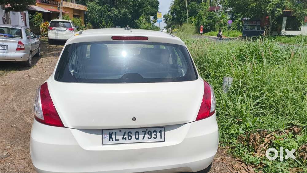 Maruti Suzuki Swift Ldi Optional, 2017, Petrol
