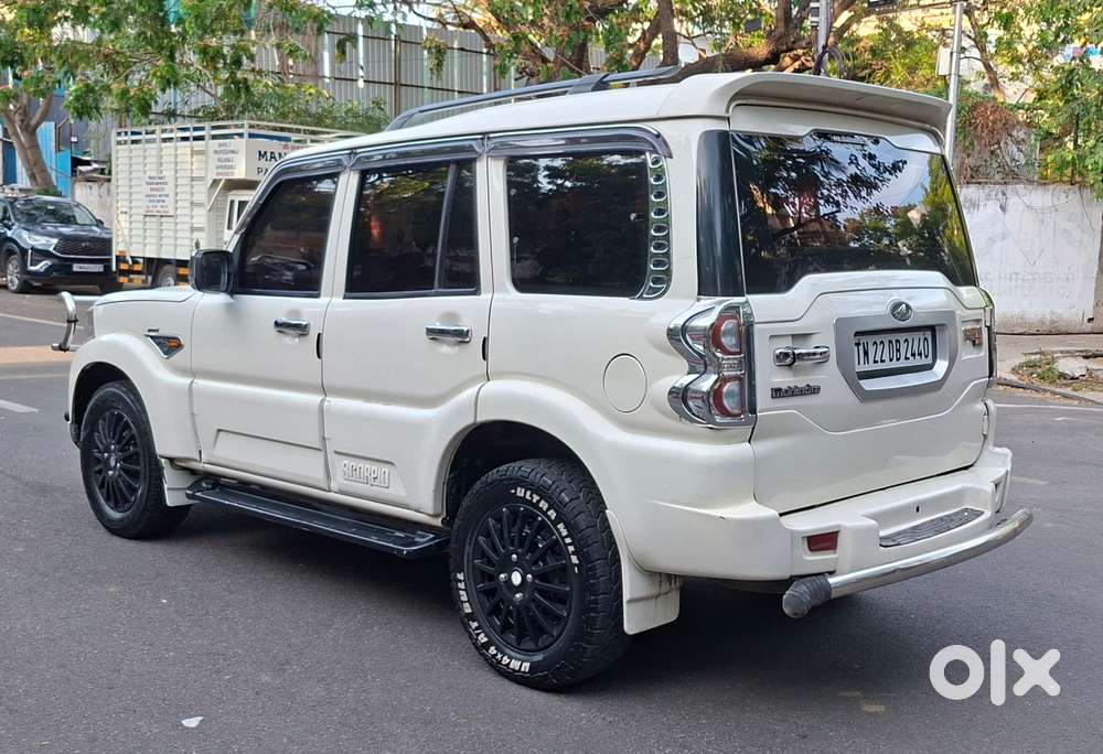 Mahindra Scorpio S4, 2015, Diesel