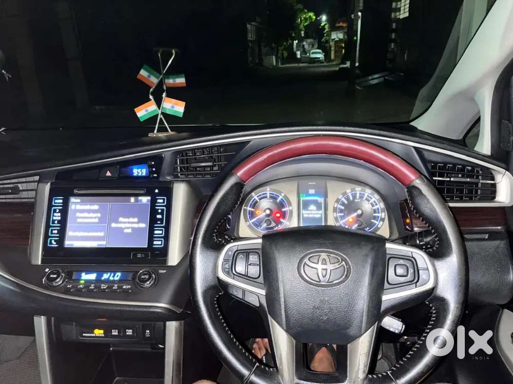 Toyota Innova Crysta