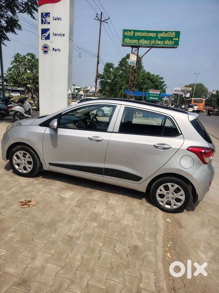 Hyundai Grand I10 2013-2016 Sportz, 2015, Petrol