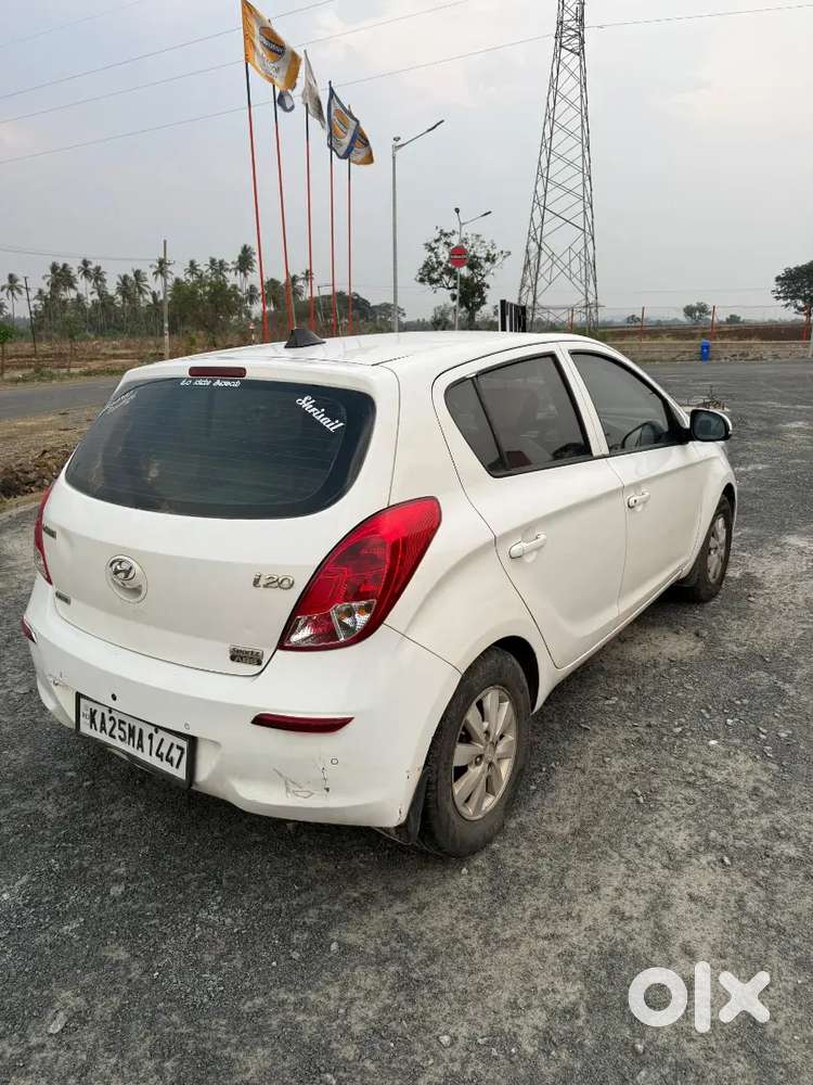 Hyundai I20 2013 Diesel 180000 Km Driven