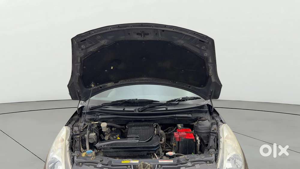 Maruti Suzuki Swift Zxi, 2015, Petrol