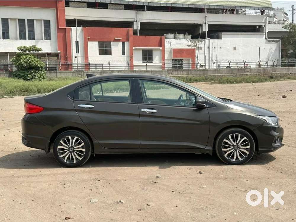 Honda City Hybrid Ehev 2017 Petrol Well Maintained