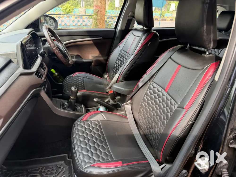 Showroom Condition Maruti Suzuki Brezza Zxi Hybrid 2024