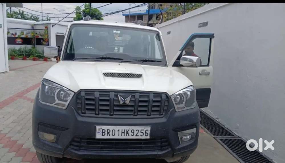 Mahindra Scorpio Classic 2023 Diesel 160000 Km Driven