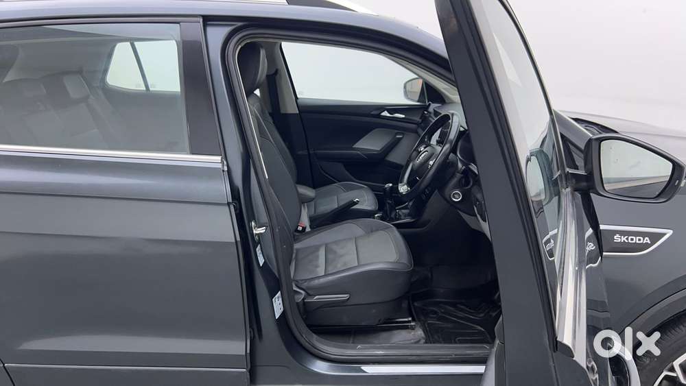 Skoda Kushaq 1.0 Tsi Style, 2022, Petrol