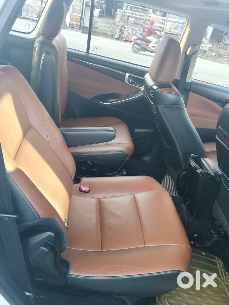 Toyota Innova Crysta 2.8z Automatic, 2018, Diesel
