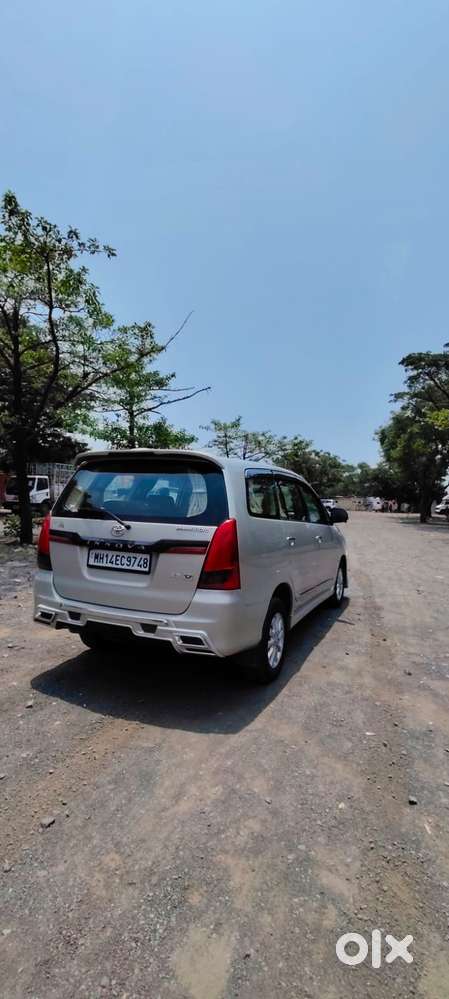 Toyota Innova 2.5 V 8 Str, 2014, Diesel