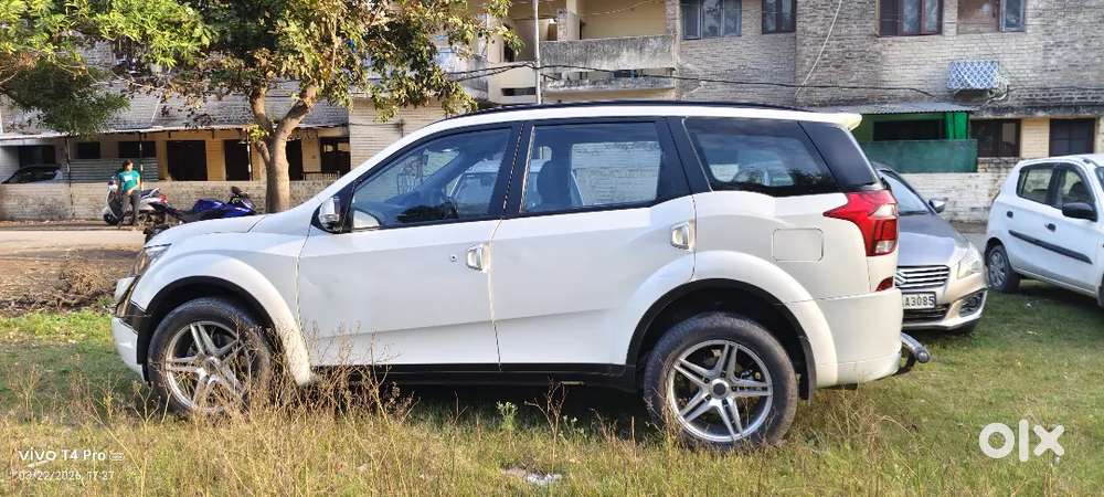 Mahindra Xuv500 W5