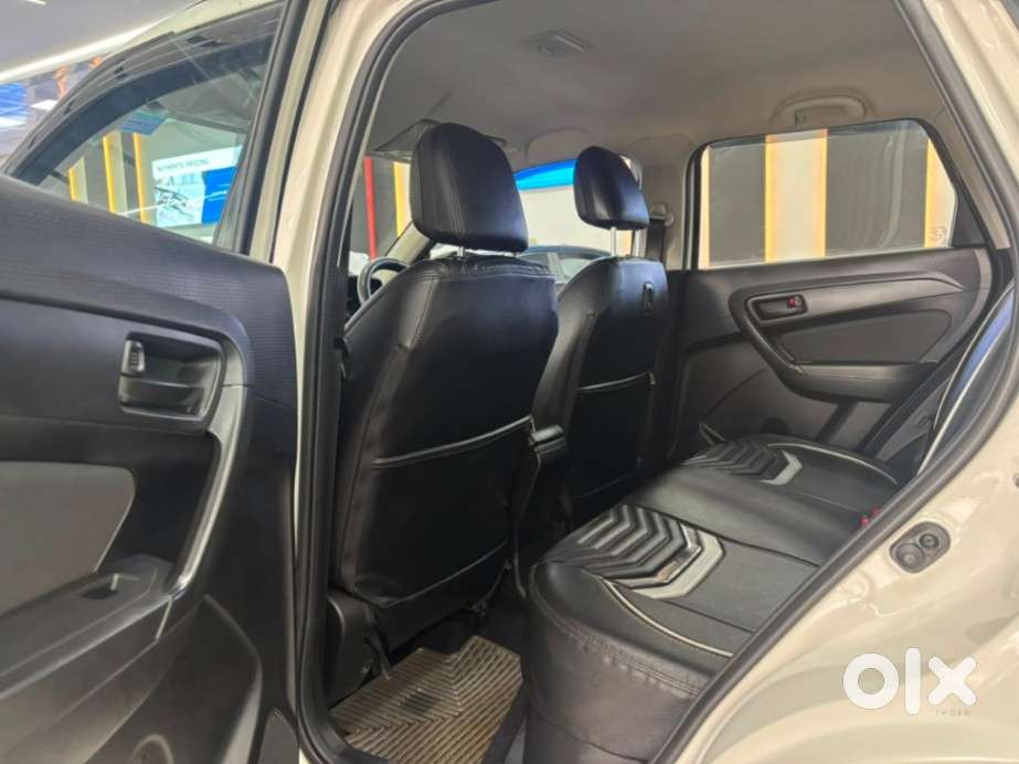 Maruti Suzuki Brezza 1.5 Vxi Smart Hybrid, 2021, Petrol