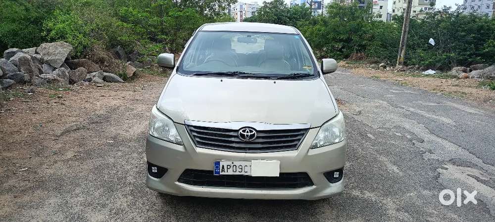 Toyota Innova Diesel 2013