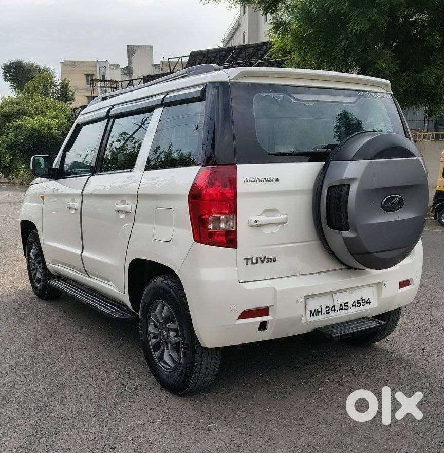 Mahindra Tuv 300 T10, 2018, Diesel