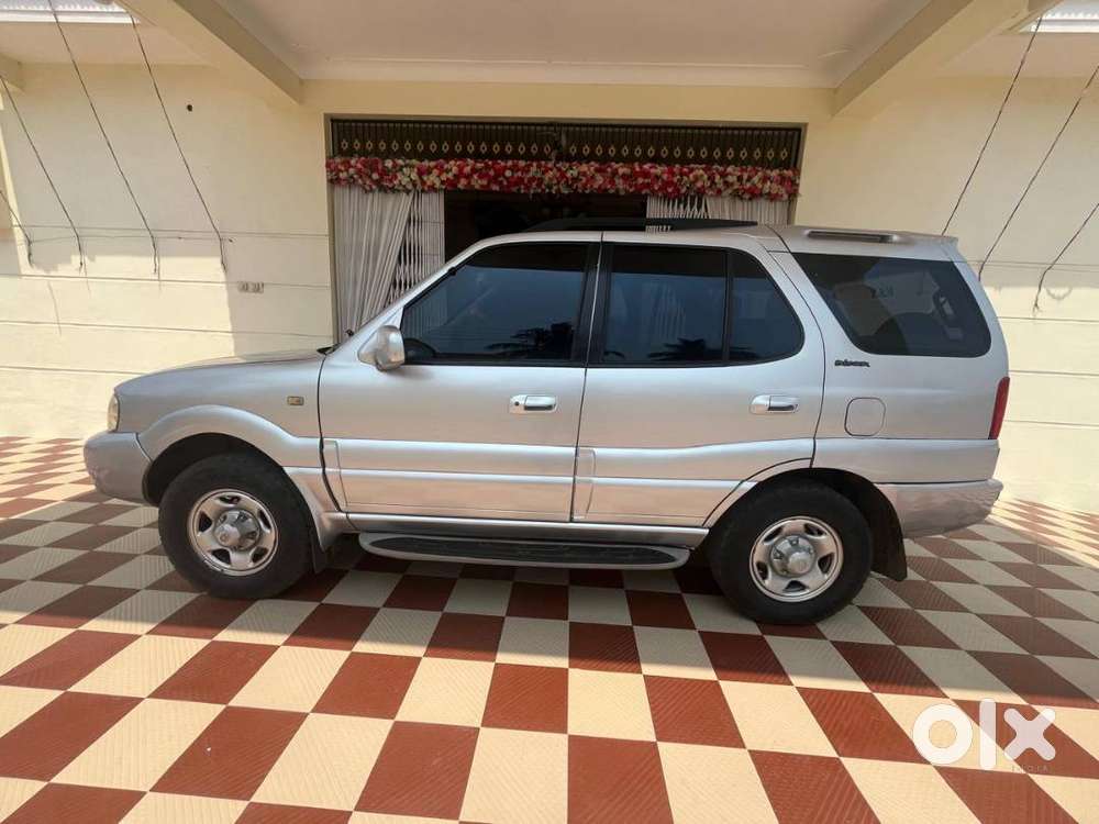 Tata Safari – Showroom Condition – Low Km – Single Owner