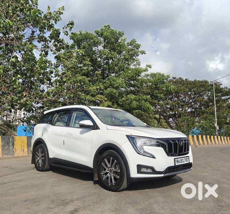 Mahindra Xuv700 2.0 Ax 7 Petrol At Str, 2025, Petrol