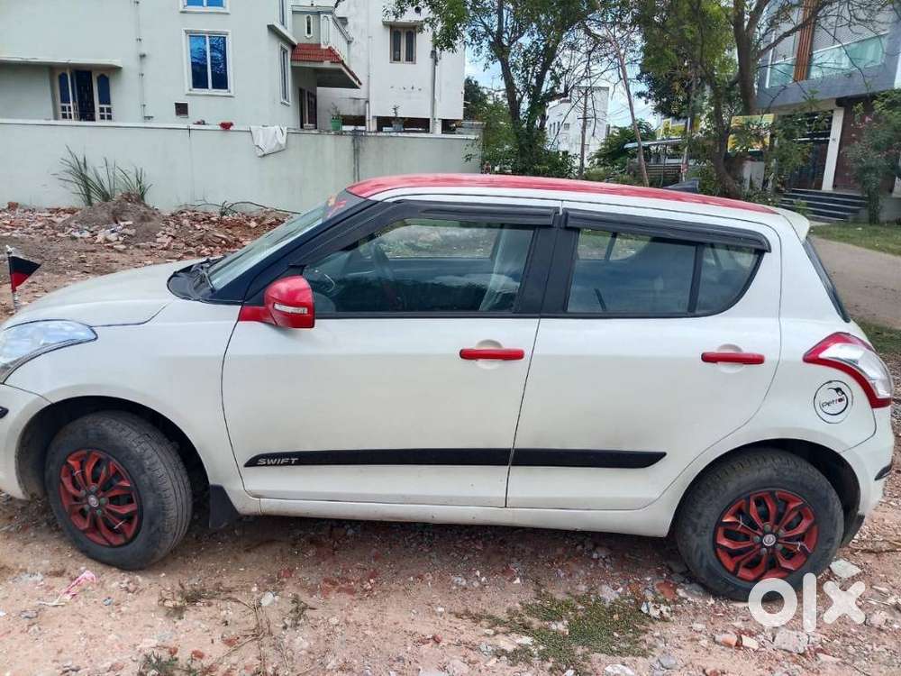 Maruti Suzuki Swift Vxi + Manual, 2013, Petrol