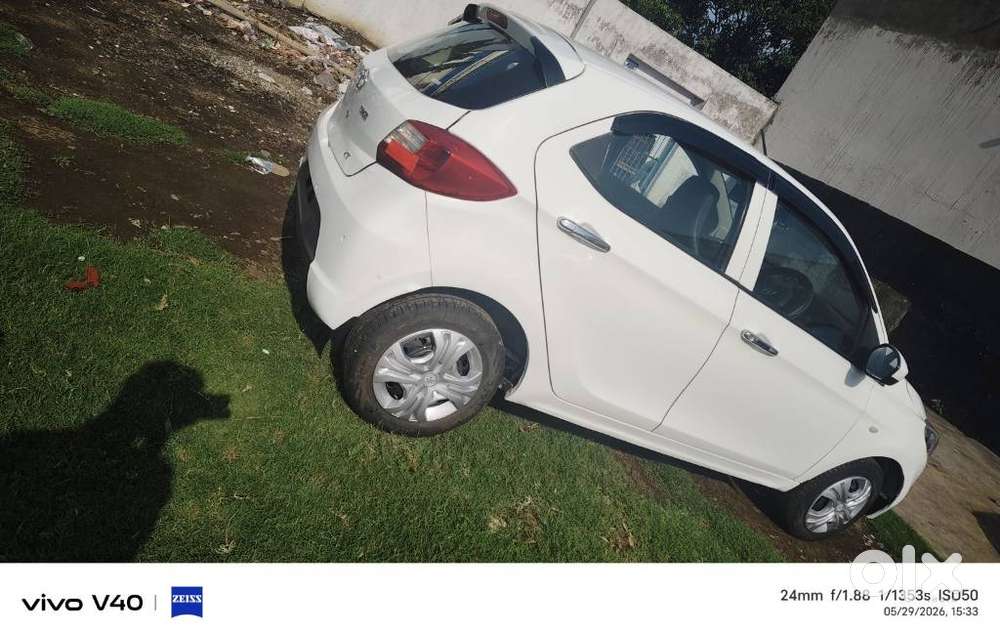 Tata Tiago 1.2 Revotron Xt Option, 2018, Petrol