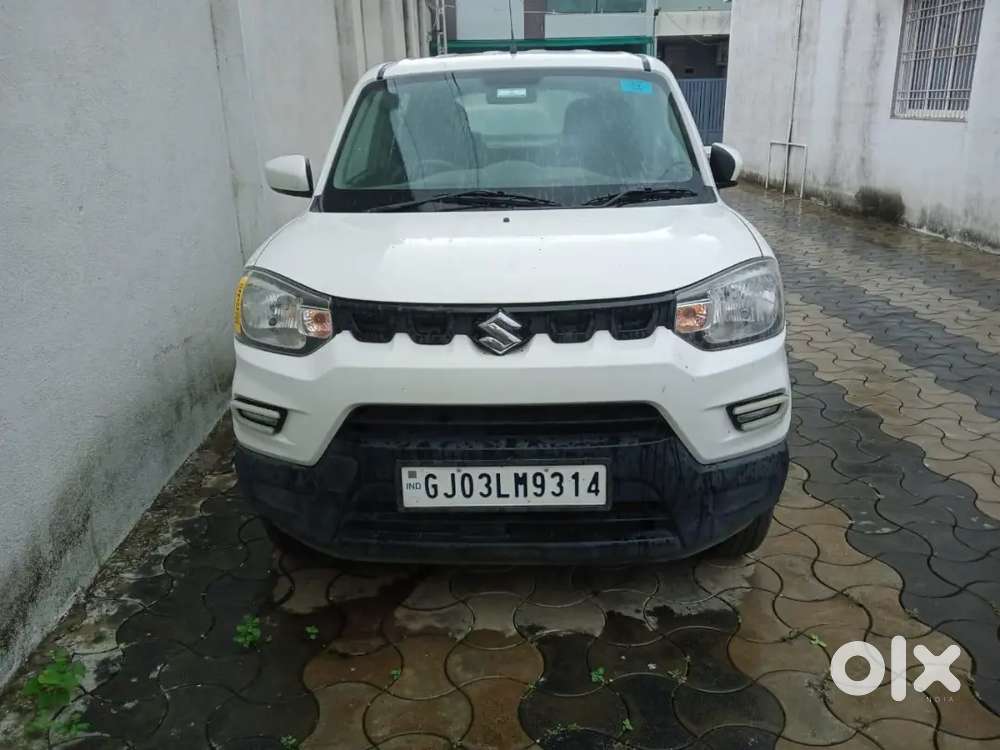Maruti Suzuki S Presso Less Driven