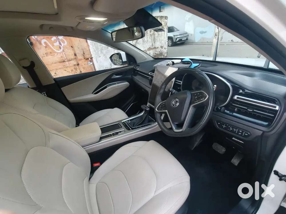Mg Hector Savvy Pro 2025