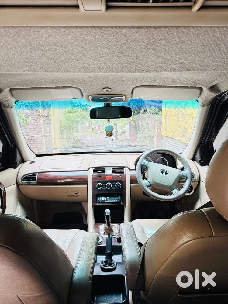 Tata Safari Storme 2014