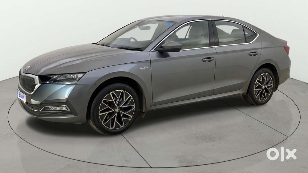 Skoda Octavia 2.0 L K Tsi At, 2022, Petrol