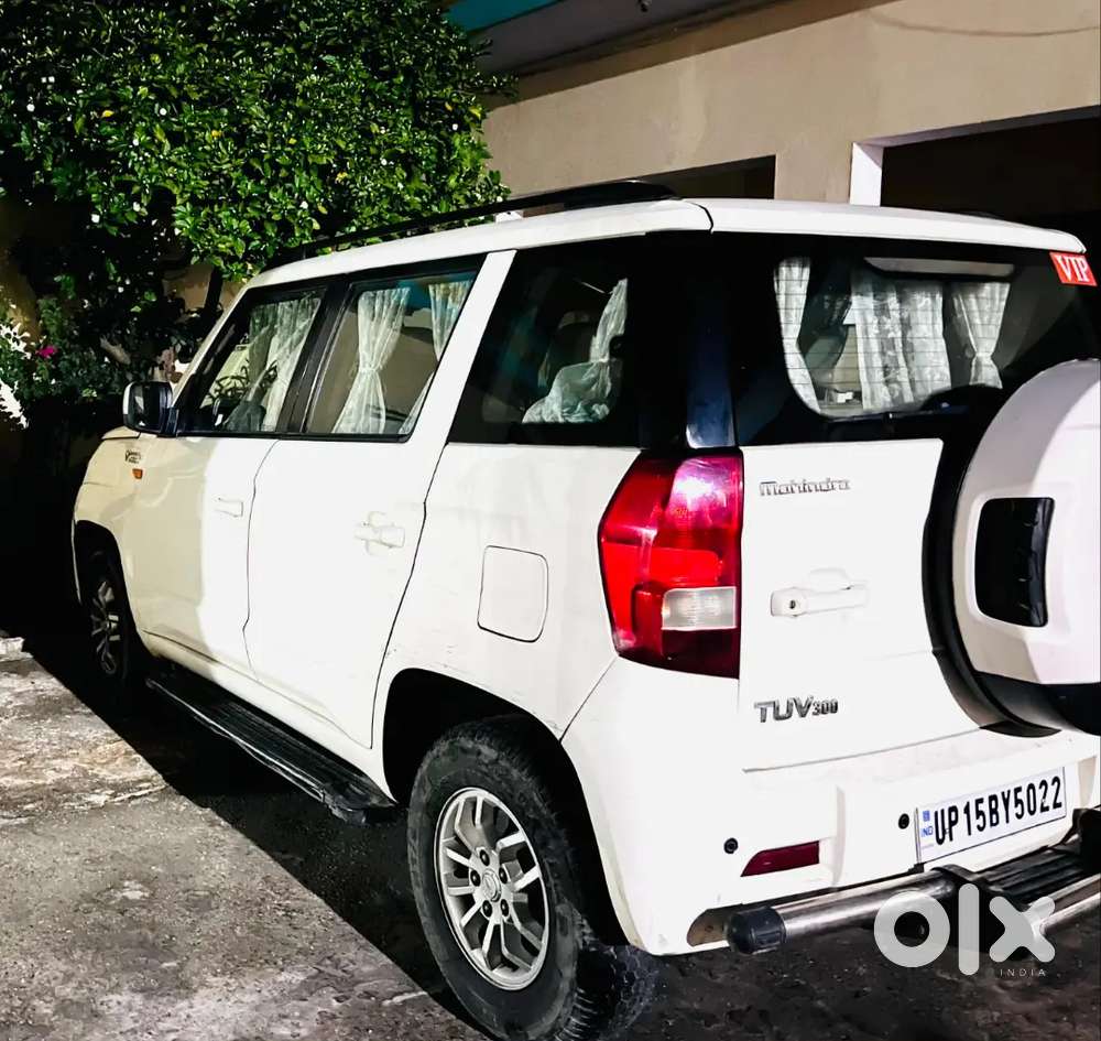 Mahindra Tuv 300 2016 Diesel 89336 Km Driven