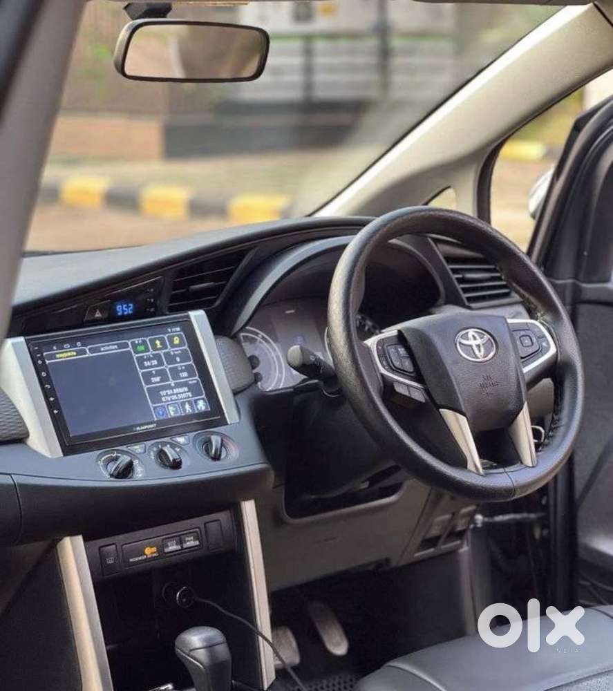 Toyota Innova Crysta 2.8 Gx At 8 Seater, 2018, Diesel