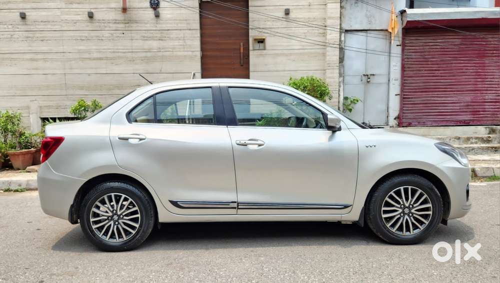 Maruti Suzuki Swift Dzire Amt Zxi Plus, 2017, Petrol