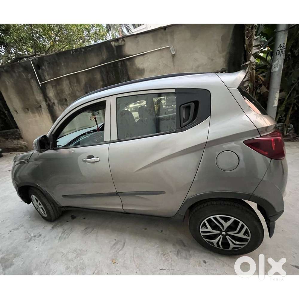 Mahindra Kuv 100 Mfalcon G80 K4, 2016, Petrol