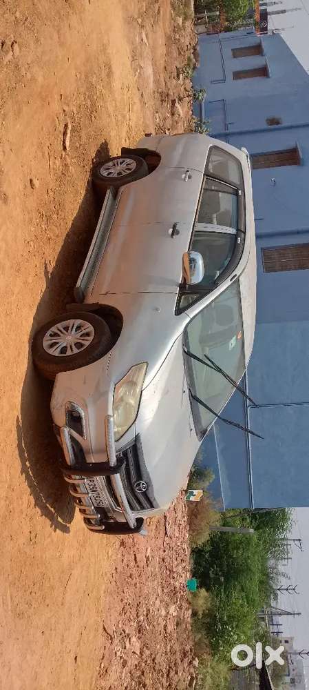 Toyota Innova 2.5 G 2008