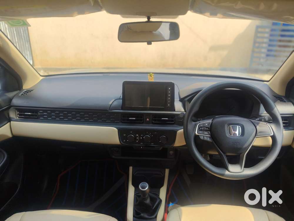 Honda Amaze 1.2 V I-vtec Mt, 2025, Petrol