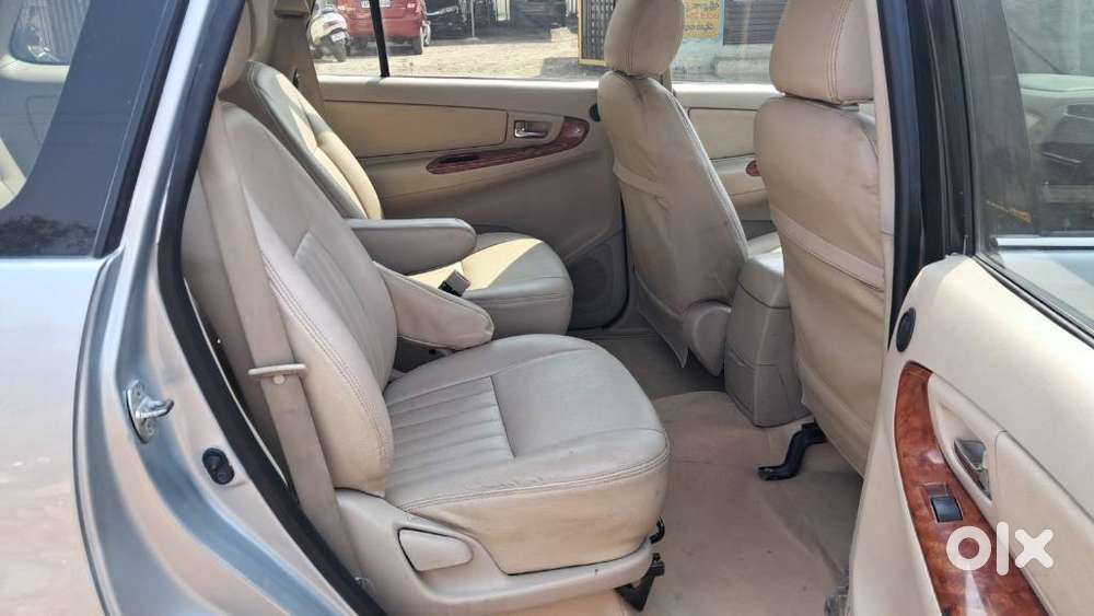 Toyota Innova 2.5 V 7 Str, 2008, Diesel