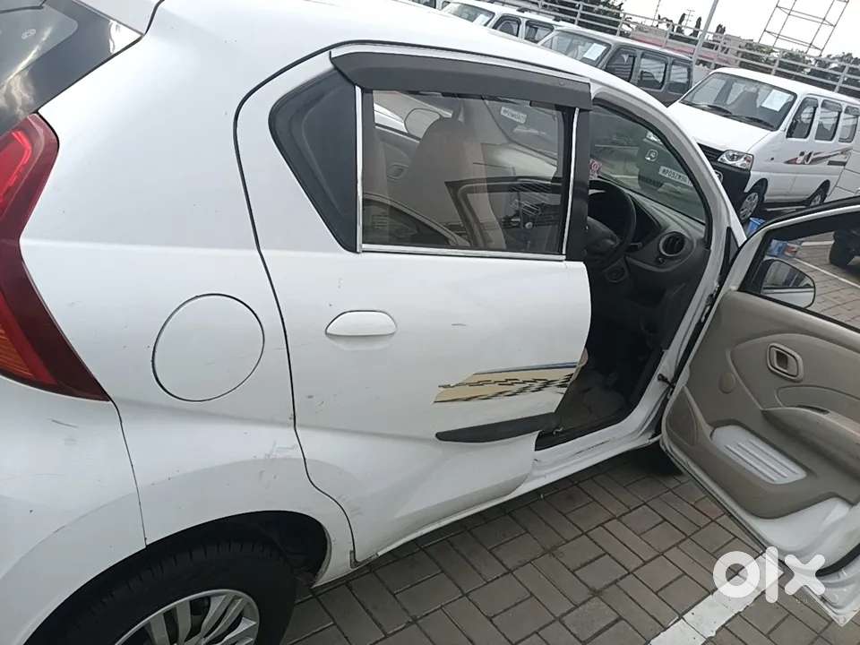 Datsun Redigo, 2017, Petrol