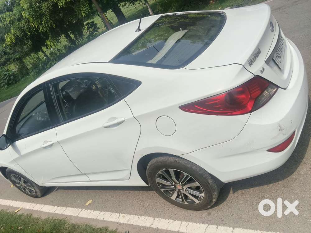 Hyundai Verna Fluidic 1.6 Vtvt, 2012, Diesel