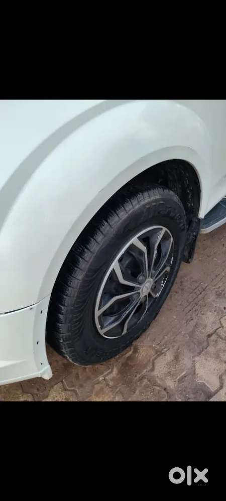 Xuv500  Car Have A Good Condition And Brand New Tyre And Number R 786