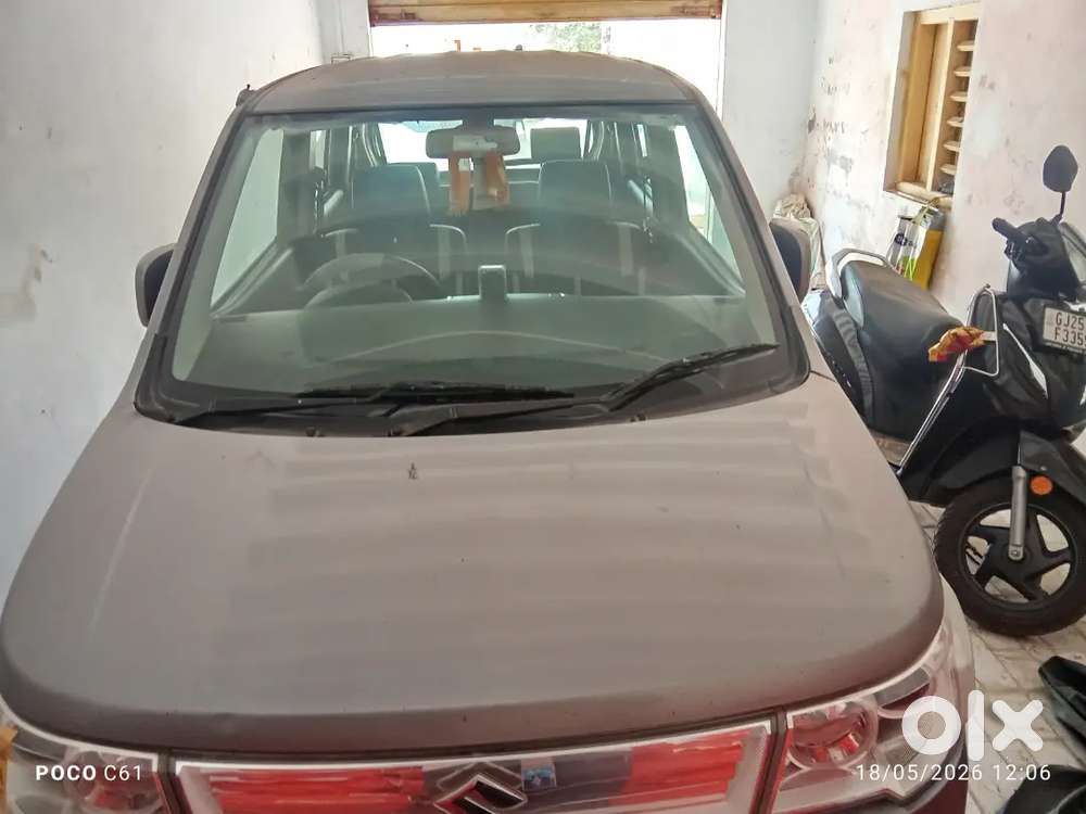 Maruti Suzuki Wagon R Stingray 2015 Petrol Well Maintained