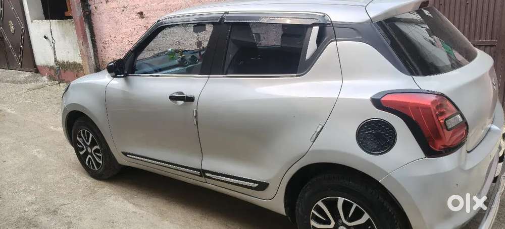 Swift 2022 Manual 30000 Km Driven