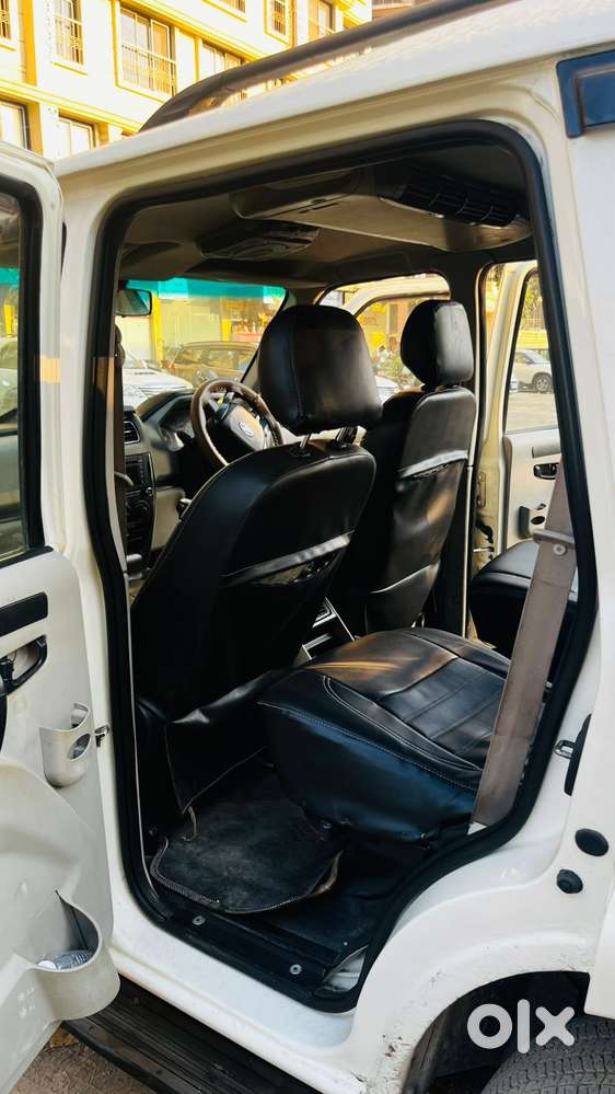 Mahindra Scorpio S8, 2015, Diesel