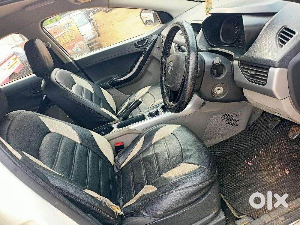 Tata Nexon 1.5 Revotorq Xm (s), 2018, Diesel