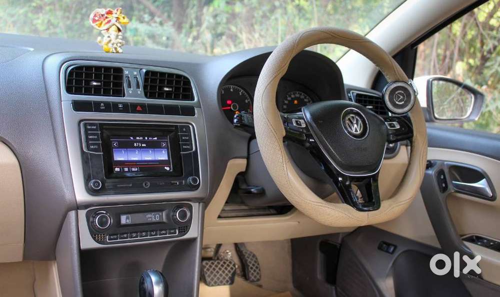 Volkswagen Vento 1.2 Tsi Highline At, 2016, Petrol