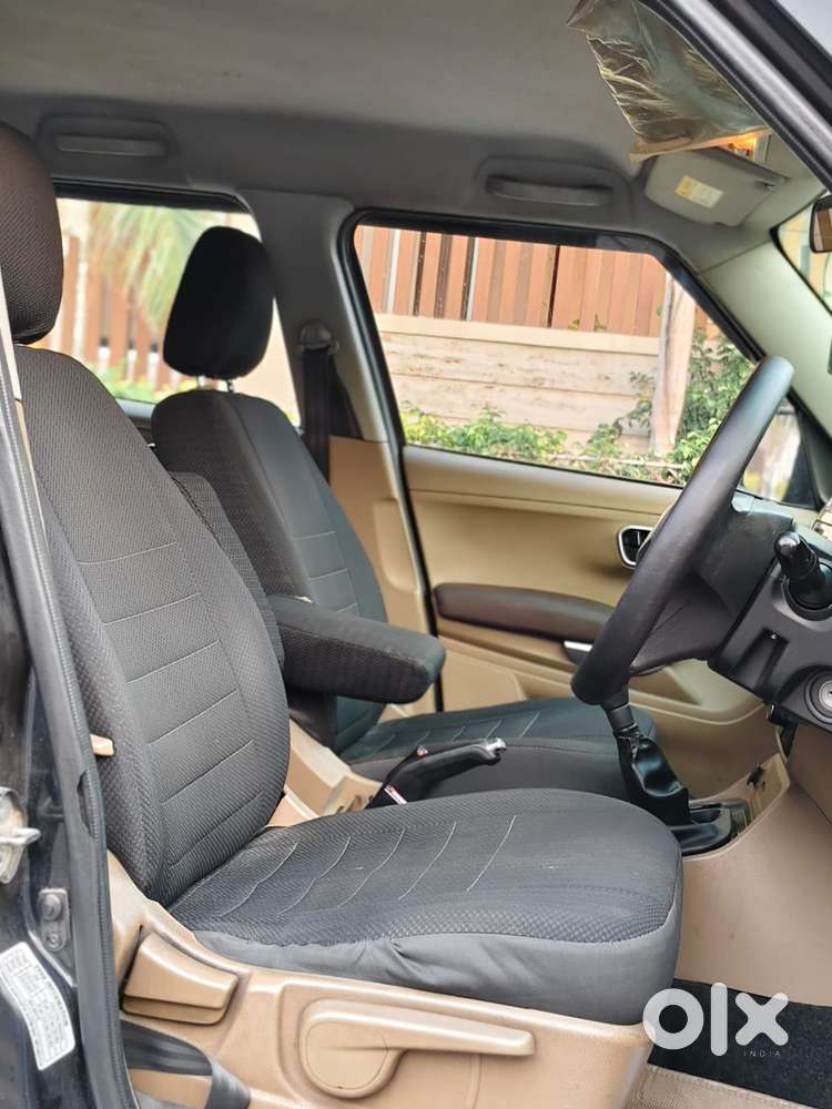Mahindra Tuv 300 T8, 2016, Diesel