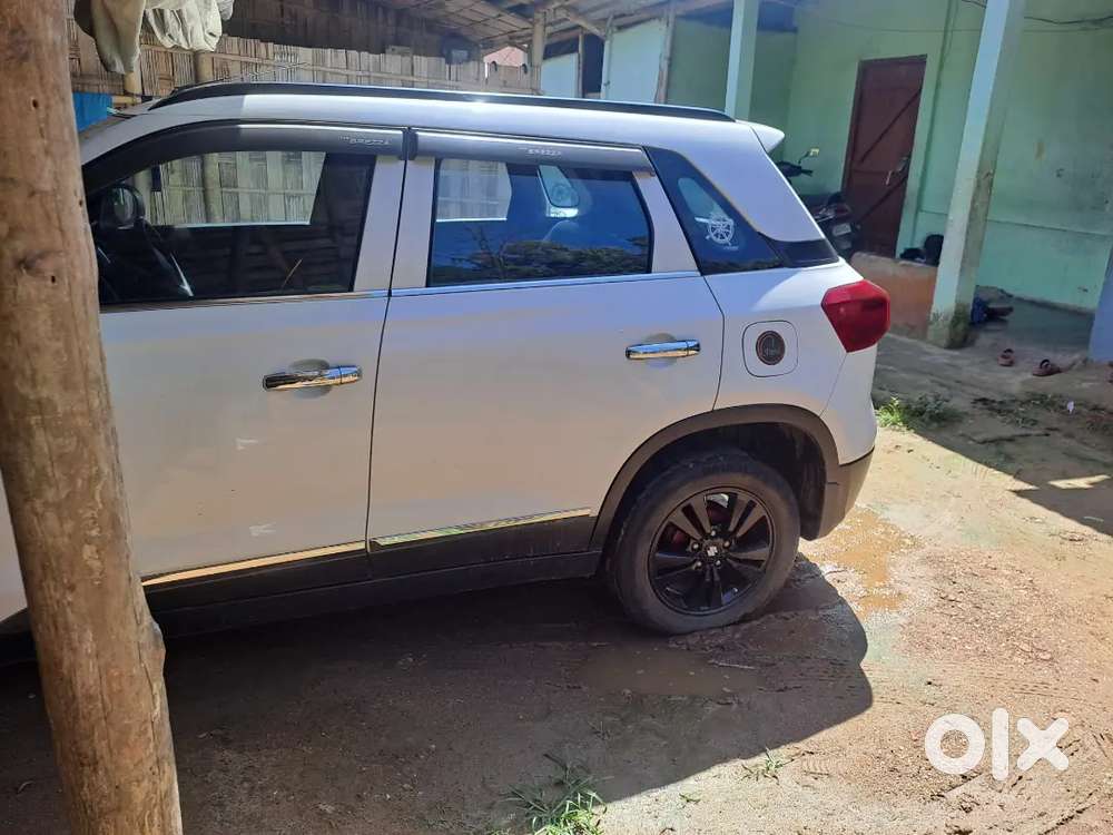 Maruti Suzuki Brezza Lxi 2021