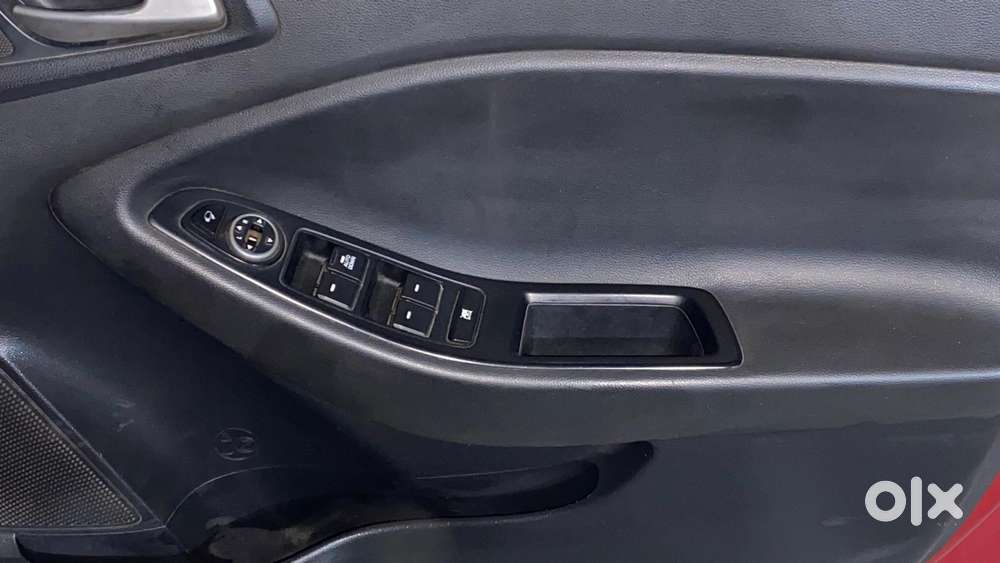 Hyundai Elite I20 Sportz Plus Dual Tone, 2020, Petrol